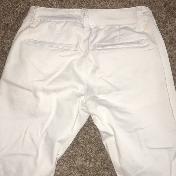 White pants - Picture 2 of 2